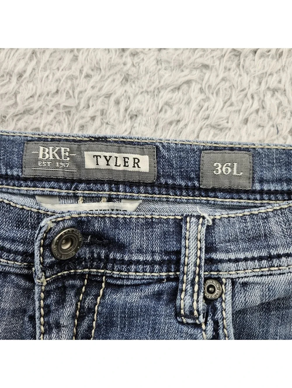 BKE TYLER Jeans Men Straight Leg 36L (Fits 36x33) Whiskering Stretch Denim *Hem